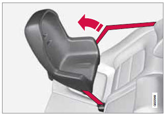 Pull out the shoulder section of the seat belt