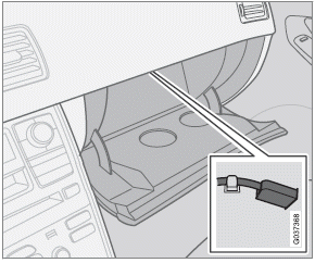 USB connector in glove compartment